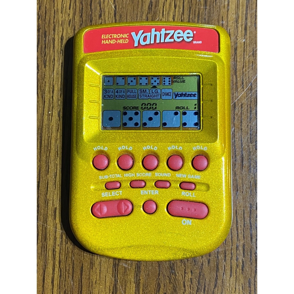 Hasbro 2002 Vintage Yahtzee Handheld‎ Pocket Electronic Game Gold & Red 04511